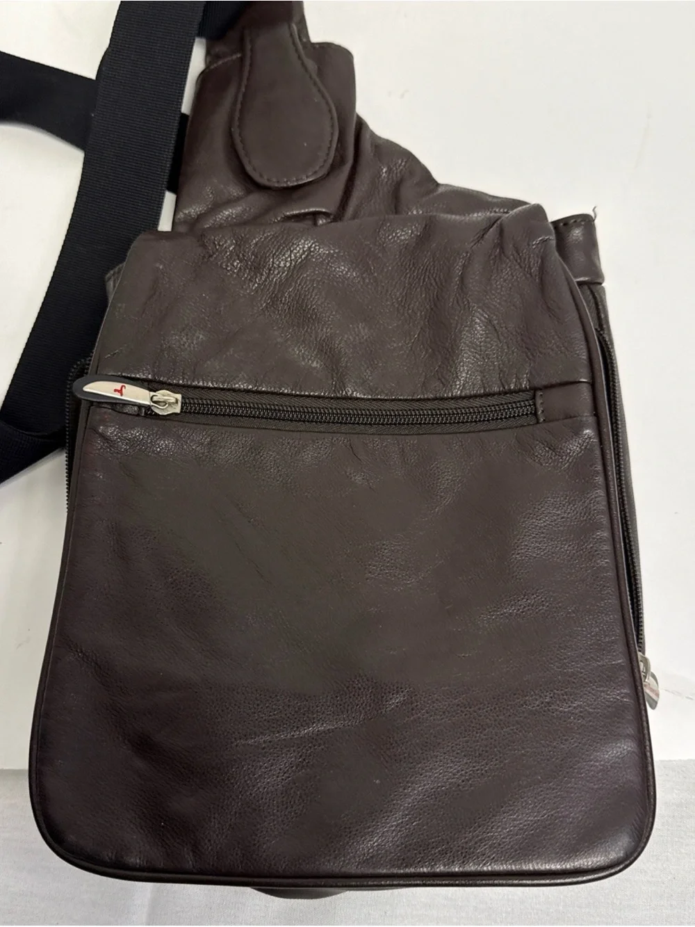 Travelon Dark Brown Leather Sling Messenger Bag